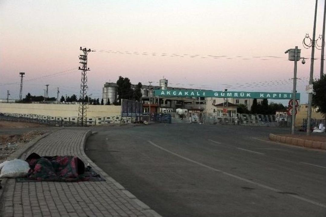 Geri D&ouml;n&uuml;şler İ&ccedil;in Telabyad Sınır Kapısı&rsquo;nın A&ccedil;ılması Bekleniyor