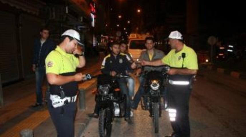 Ramazan&rsquo;da Motosiklet Uygulamaları S&uuml;r&uuml;yor