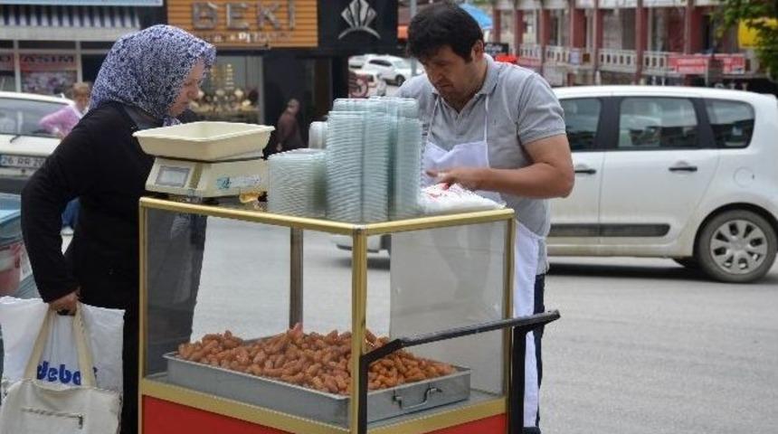 Ramazan Ayının Gelmesiyle Bilecik&rsquo;te Tatlı Satışları Arttı