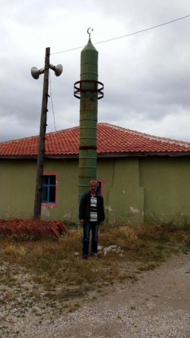 80 Yıllık Camiye Varilden Minare 1