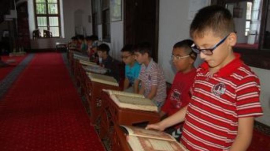 Kuran-ı Kerim &Ouml;ğrenme Kursları Başladı