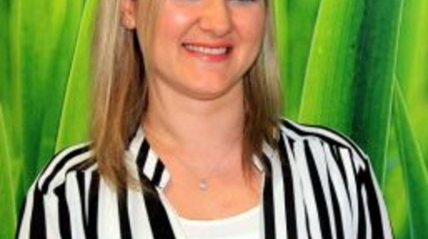 Diyetisyen &Ouml;zatan: "yaz Aylarında D Vitamini Eksikliğine Dikkat Edilmeli"