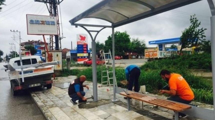 Oxijen Yeni Otob&uuml;s Durakları Dikiliyor