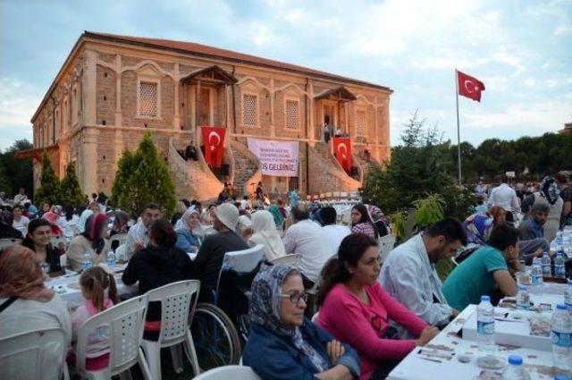 Gelibolu Mevlevihanesi'nde Oruç Açıldı