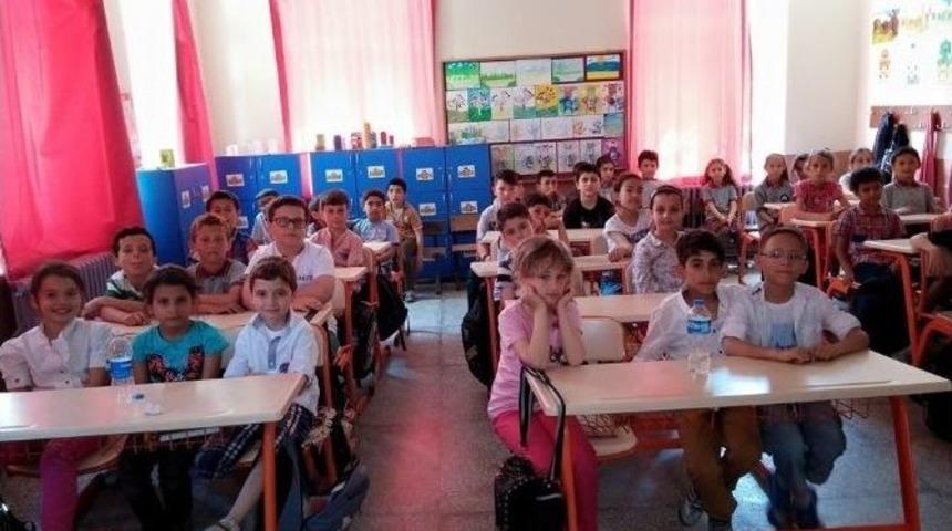 &Uuml;&ccedil; Bine Yakın &Ouml;ğrenciyi Bilgilendirdiler