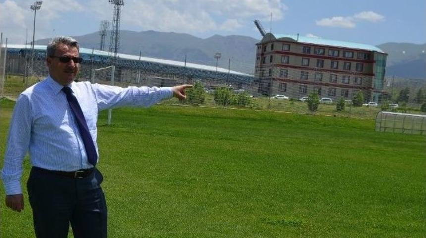 Ghsim&rsquo;nin Sahaları Takımları Bekliyor