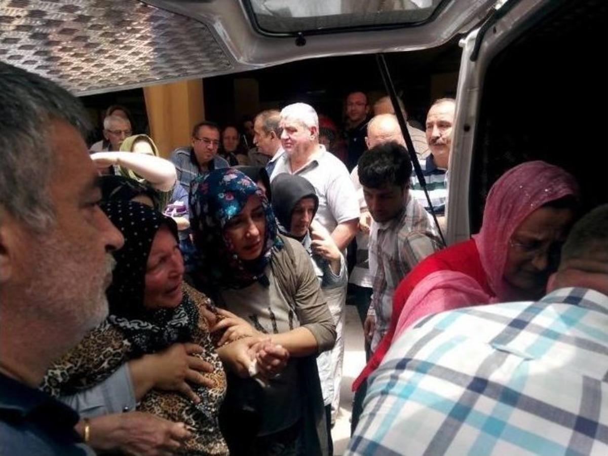 Bursa&rsquo;da Feci Şekilde Can Veren Şof&ouml;r Son Yolculuğuna Uğurlandı