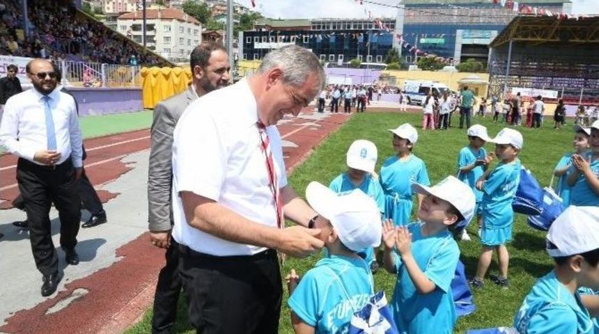 Ey&uuml;p&rsquo;te Yaz Okulları Başladı