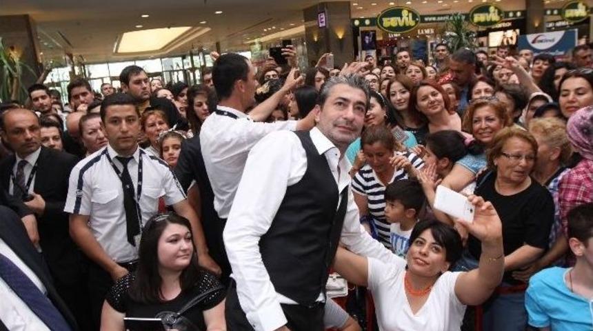 Ankamall, Babalar G&uuml;n&uuml;&rsquo;n&uuml; Erkan Petekkaya İle Kutladı