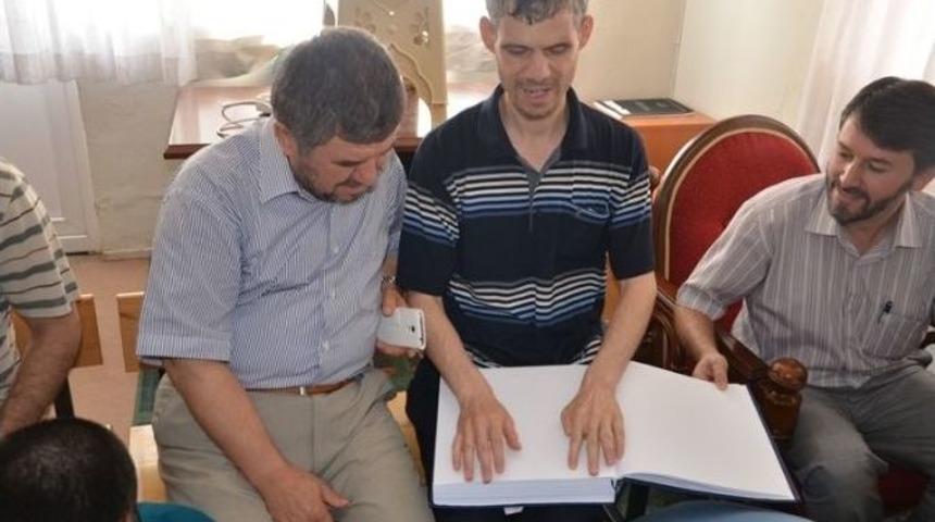 G&ouml;rme Engelliler Kur&rsquo;an Kursu Yaz D&ouml;neminde De Devam Ediyor