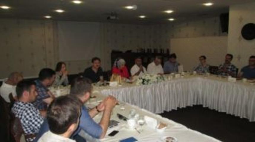 B&uuml;y&uuml;kşehir Personeli &ldquo;engelli Vatandaşa Erişilebilirlik Eğitimi&rdquo; Aldı