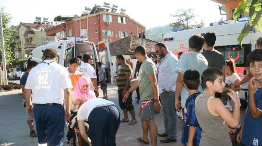 Marmaris&rsquo;te Trafik Kazası: 2 Yaralı