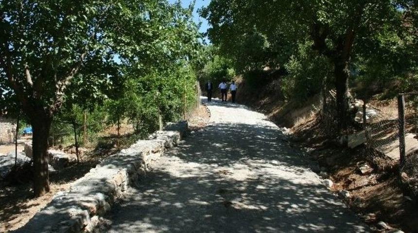 Kaymakam Efendioğlu K&ouml;ylerde Yapılan &Ccedil;alışmaları İnceledi