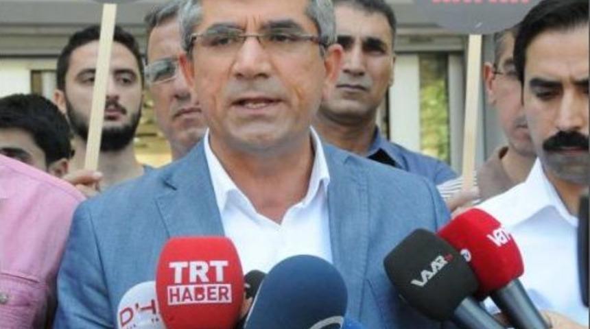 Diyarbakırlı Avukatlardan Mursi I&ccedil;in Faks Eylemi