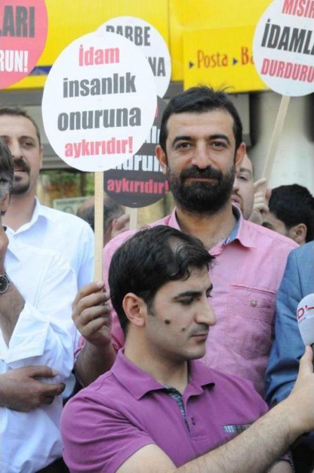 Diyarbakırlı Avukatlardan Mursi Için Faks Eylemi