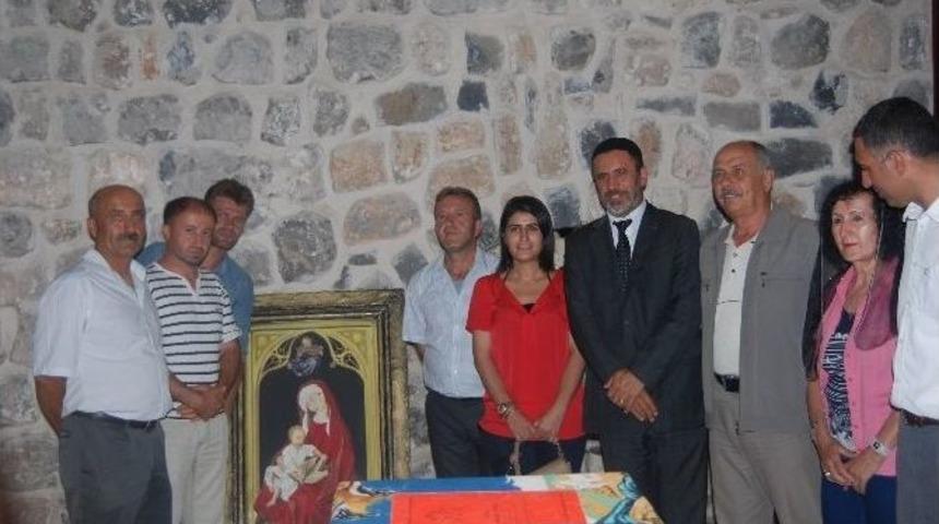 İdil Belediyesi Eşbaşkanları S&uuml;ryaniler İle İftarda Bir Araya Geldi