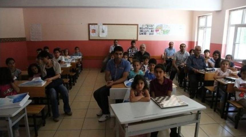 İpekyolu Belediyesi&rsquo;nden &Ccedil;evreye Duyarlı &Ouml;ğrencilere &Ouml;d&uuml;l