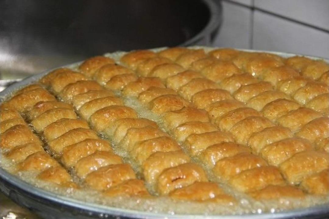 Antep Baklavası Ramazan Sofralarındaki Yerini Aldı