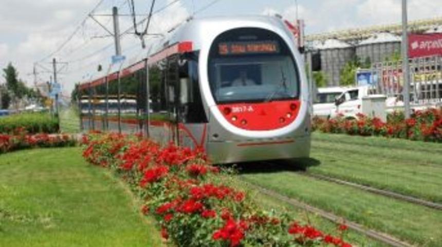 Raylı Sistem Ara&ccedil; S&uuml;r&uuml;c&uuml;s&uuml; Alınacak