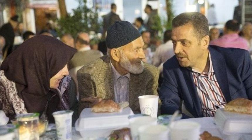 Barbaros Hayrettin Paşa Mahallesinde Coşkulu İftar