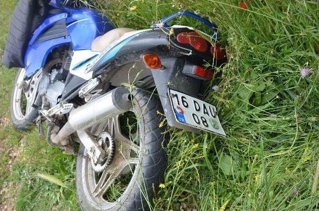 Bilecik’te Motosiklet Kazası, 1 Kişi Yaralandı 1