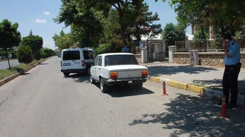 Adıyaman&rsquo;da Plakasız Otomobil Polisi Harekete Ge&ccedil;irdi