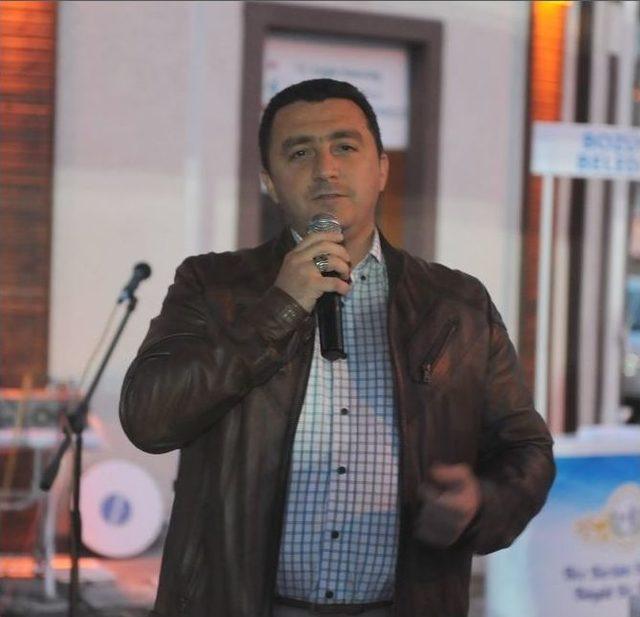 Boz&uuml;y&uuml;k Belediyesi&rsquo;nin Mahalle İftarları Tekke Mahalle&rsquo;de Başladı 1