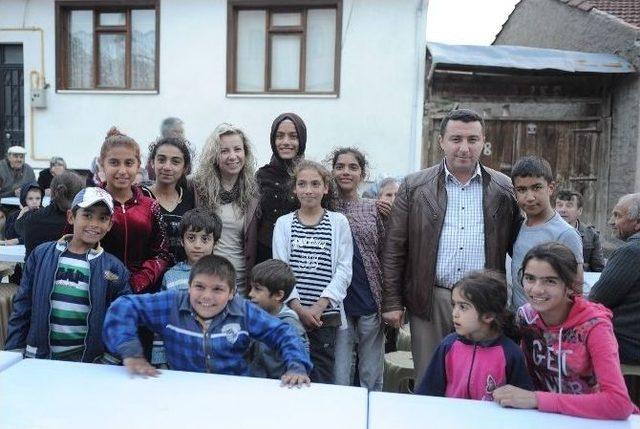 Boz&uuml;y&uuml;k Belediyesi&rsquo;nin Mahalle İftarları Tekke Mahalle&rsquo;de Başladı 2