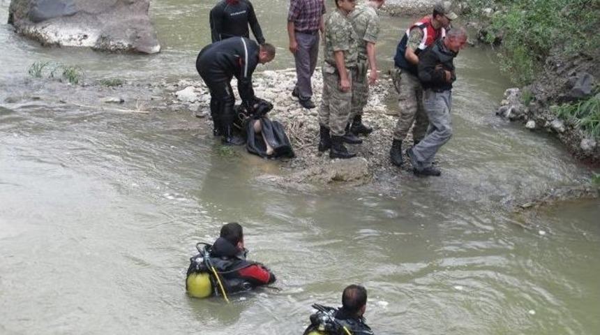 Derede Boğulan &Ccedil;ocuğun Cesedi Bulundu