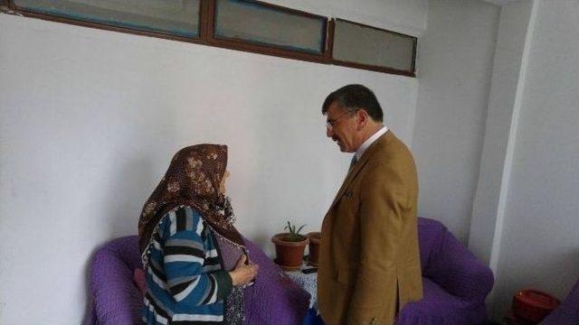 Belediye Başkanı Akdoğan’dan Çat Kapı Ziyaret 2