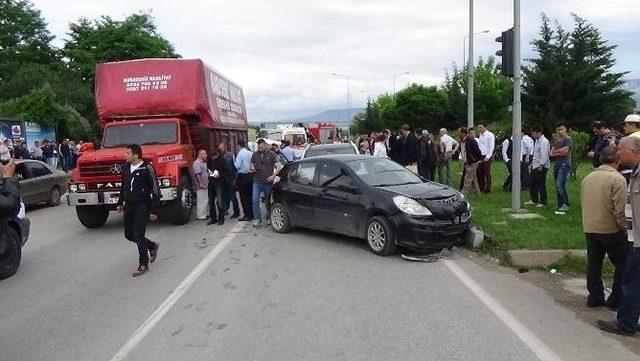 Bolu’da Zincirleme Trafik Kazası: 6 Yaralı