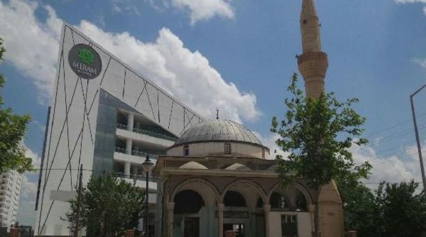 Konya'da Cami Yıkımı