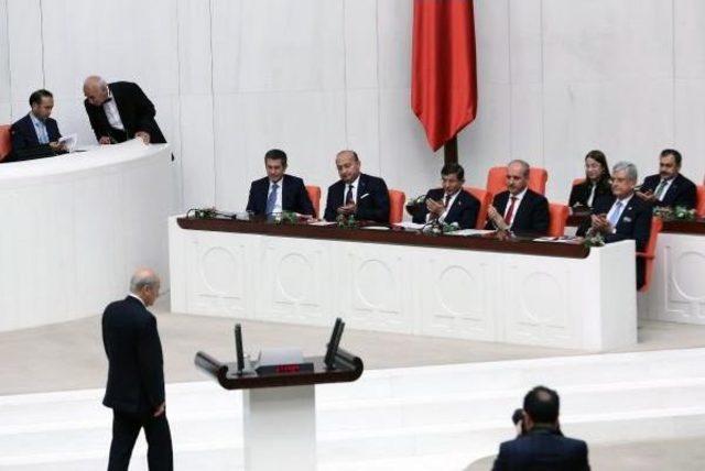Bah&ccedil;eli Yemin Etti 1