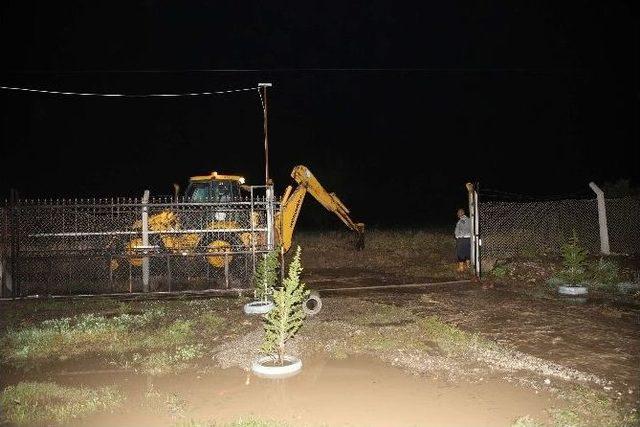 G&ouml;lbaşı&rsquo;nda Sel İle M&uuml;cadele 1