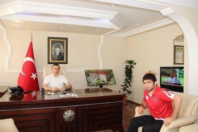 Kaymakam Zengin Şampiyonu G&ouml;r&rsquo;d&uuml;... 3