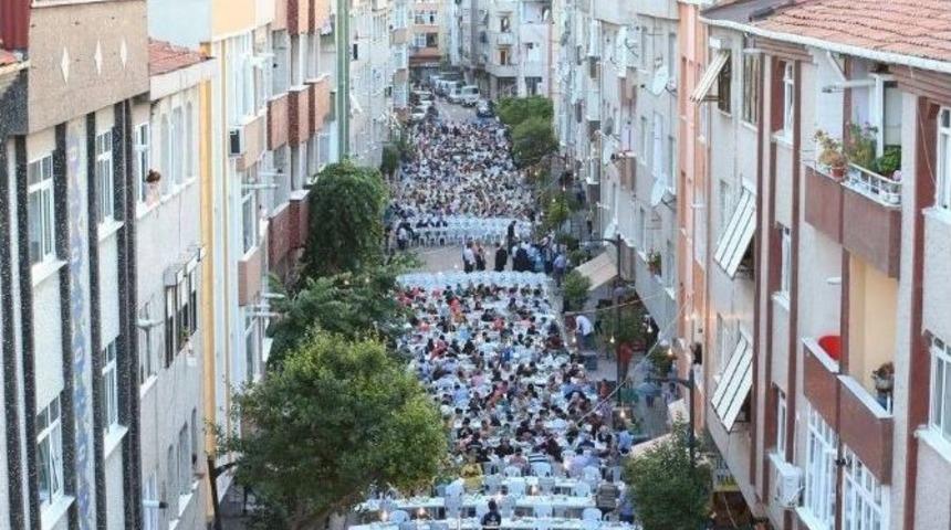 İmece Usul&uuml; Dağıtılan İftarda Buluştular