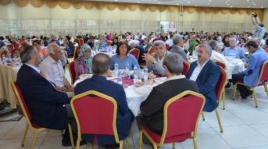 K&ouml;rfez Belediyesi İftar Programlarına Devam Ediyor