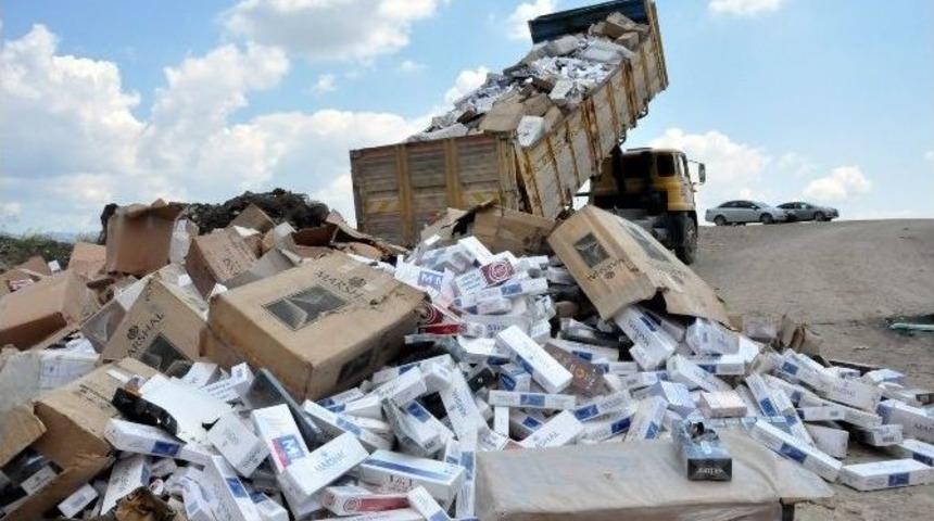 Uşak&rsquo;ta 400 Bin Paket Ka&ccedil;ak Sigara İmha Edildi