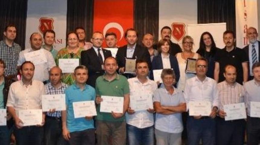 Eğitimin Liderleri Sertifikalarını Aldı