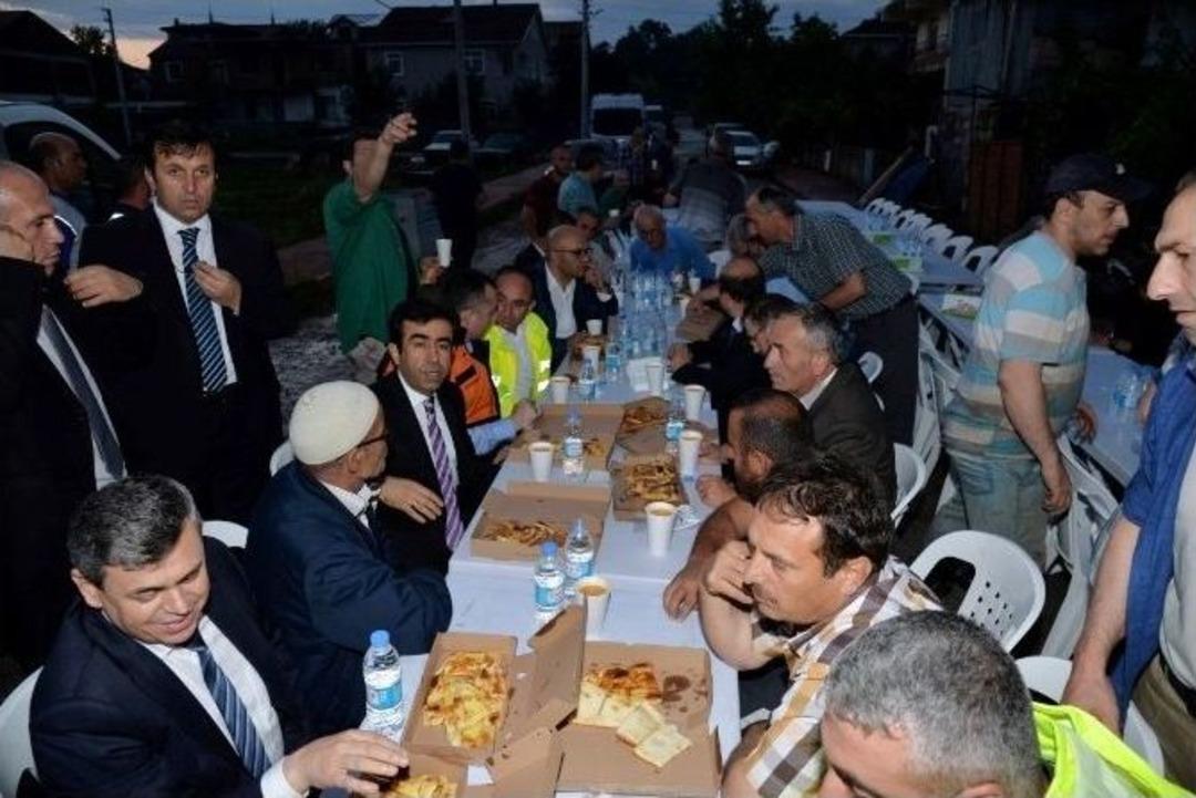 Vali G&uuml;zeloğlu Selden Zarar G&ouml;ren B&ouml;lgelerde İncelemelerde Bulundu