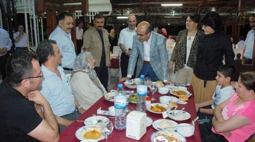 Şehit Polis Aileleri Ve Gaziler İftarda Buluştu