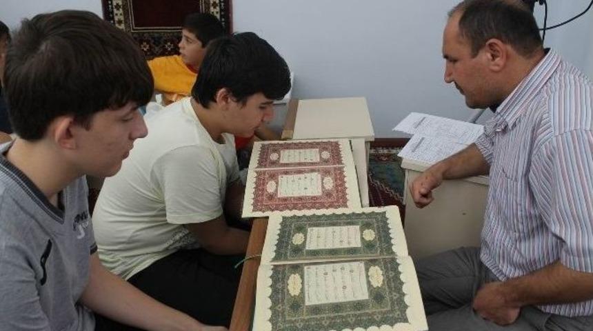 Manyas&rsquo;ta Yaz Kur&rsquo;an Kursları Başladı