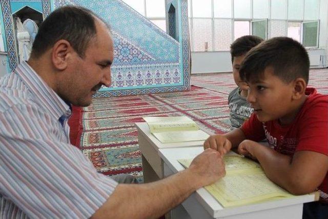 Manyas&rsquo;ta Yaz Kur&rsquo;an Kursları Başladı 1