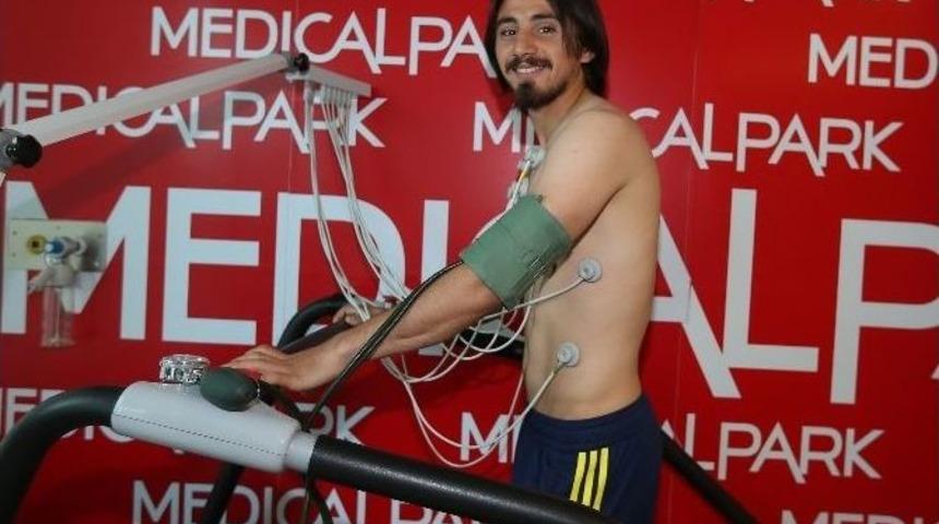 Fenerbah&ccedil;e&rsquo;de Sağlık Kontrolleri S&uuml;r&uuml;yor