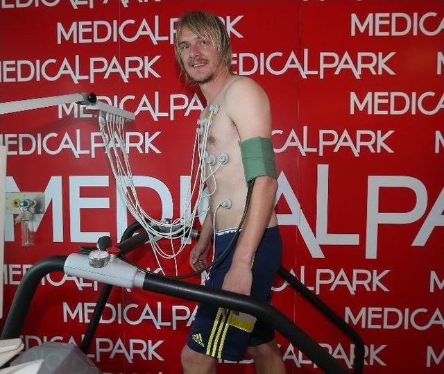 Fenerbah&ccedil;e&rsquo;de Sağlık Kontrolleri S&uuml;r&uuml;yor 1