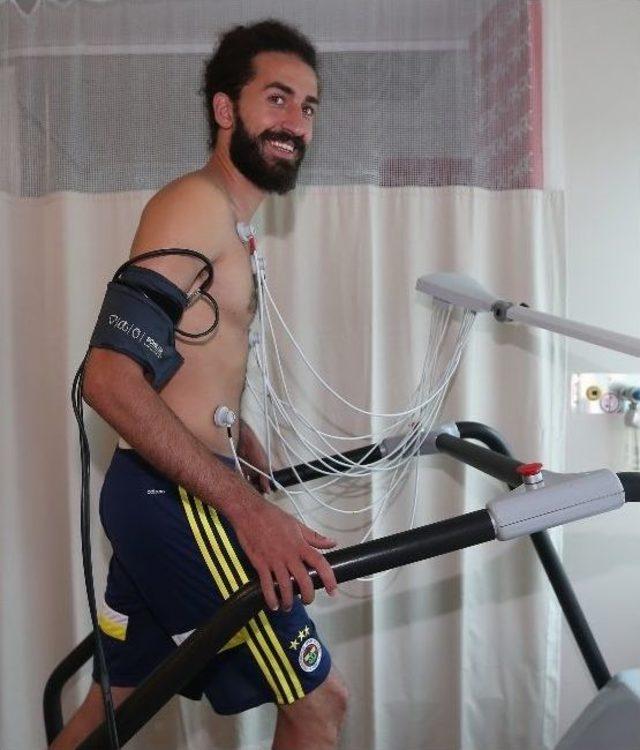 Fenerbah&ccedil;e&rsquo;de Sağlık Kontrolleri S&uuml;r&uuml;yor 3