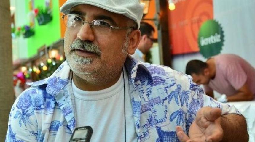 Ramazan Sokağı&rsquo;nda &Uuml;nl&uuml; Bir Ressam