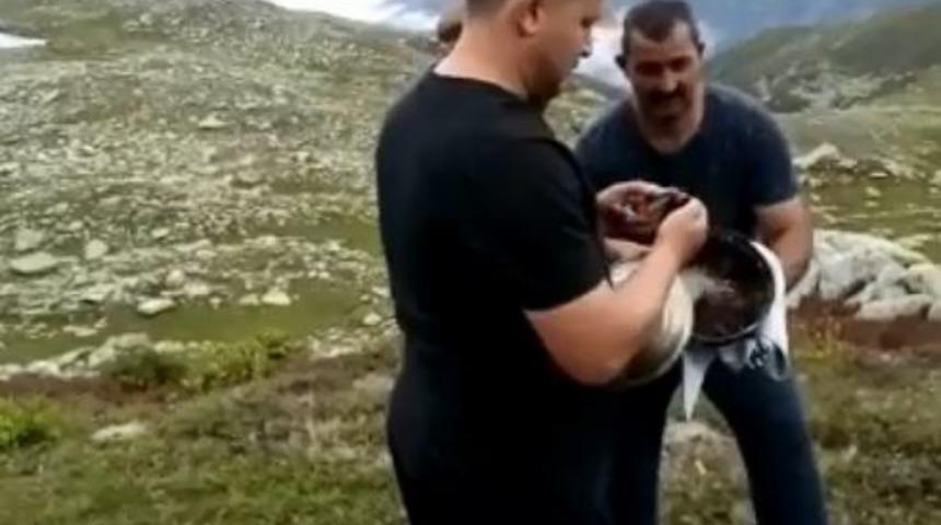 'Laz 53 tencere roket atar' paylaşımı sosyal medyada ilgi g&ouml;rd&uuml;