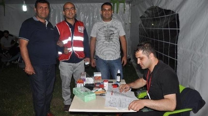 Kızılay 8 G&uuml;nde 150 &Uuml;nite Kan Topladı