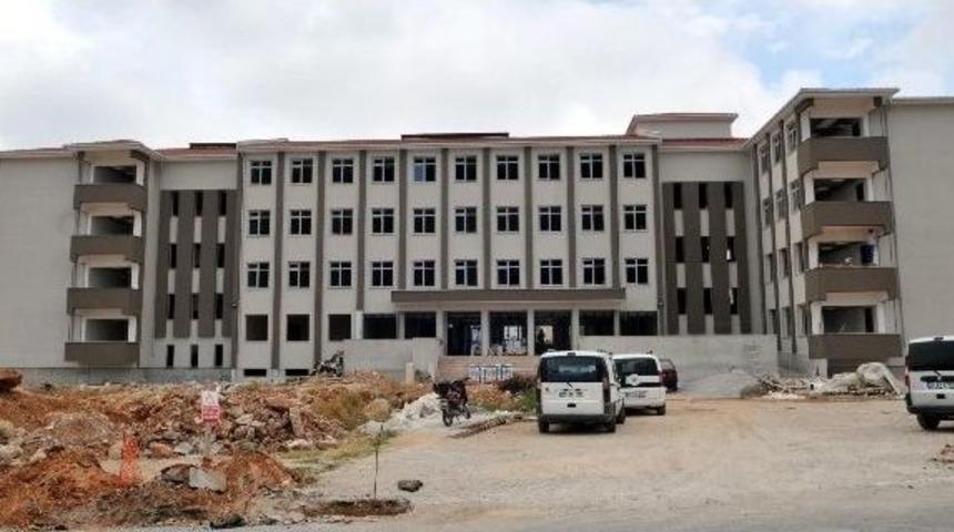 Kepez&rsquo;de &Uuml;&ccedil; Okul, Eyl&uuml;l&rsquo;de &Ouml;ğrenci Kabul Edecek